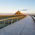 Les Pommiers Du Mont Saint Michel Beauvoir (Manche)