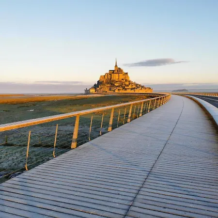 Les Pommiers Du Mont Saint Michel 博瓦
