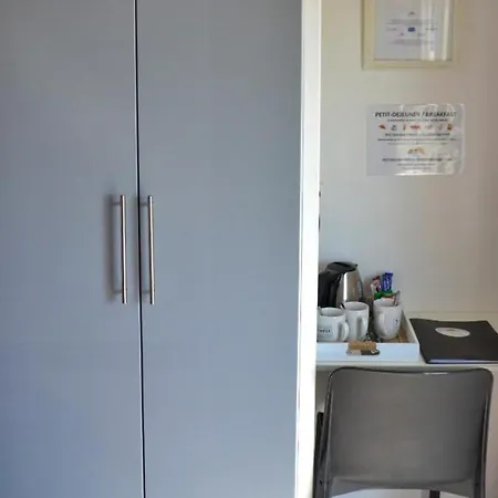 Campingplatz Les Pommiers Du Mont Saint Michel *