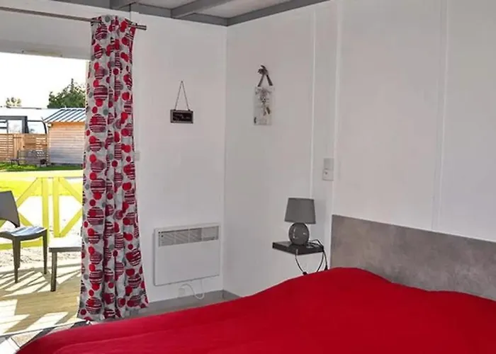 Les Pommiers Du Mont Saint Michel